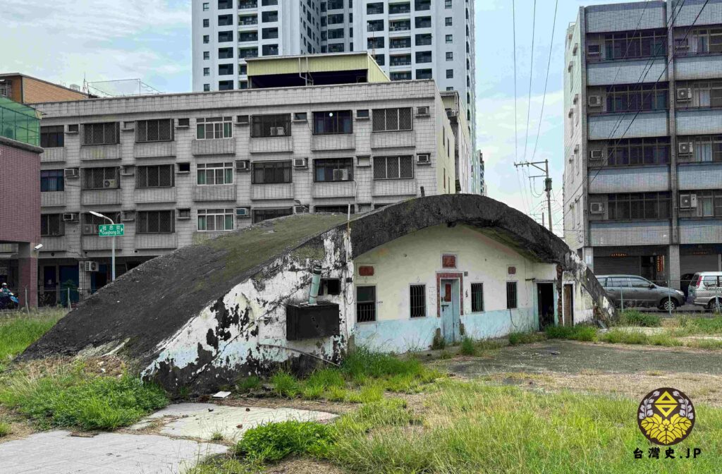 高雄空港の北部、小港地区にある日本陸軍の掩体壕
