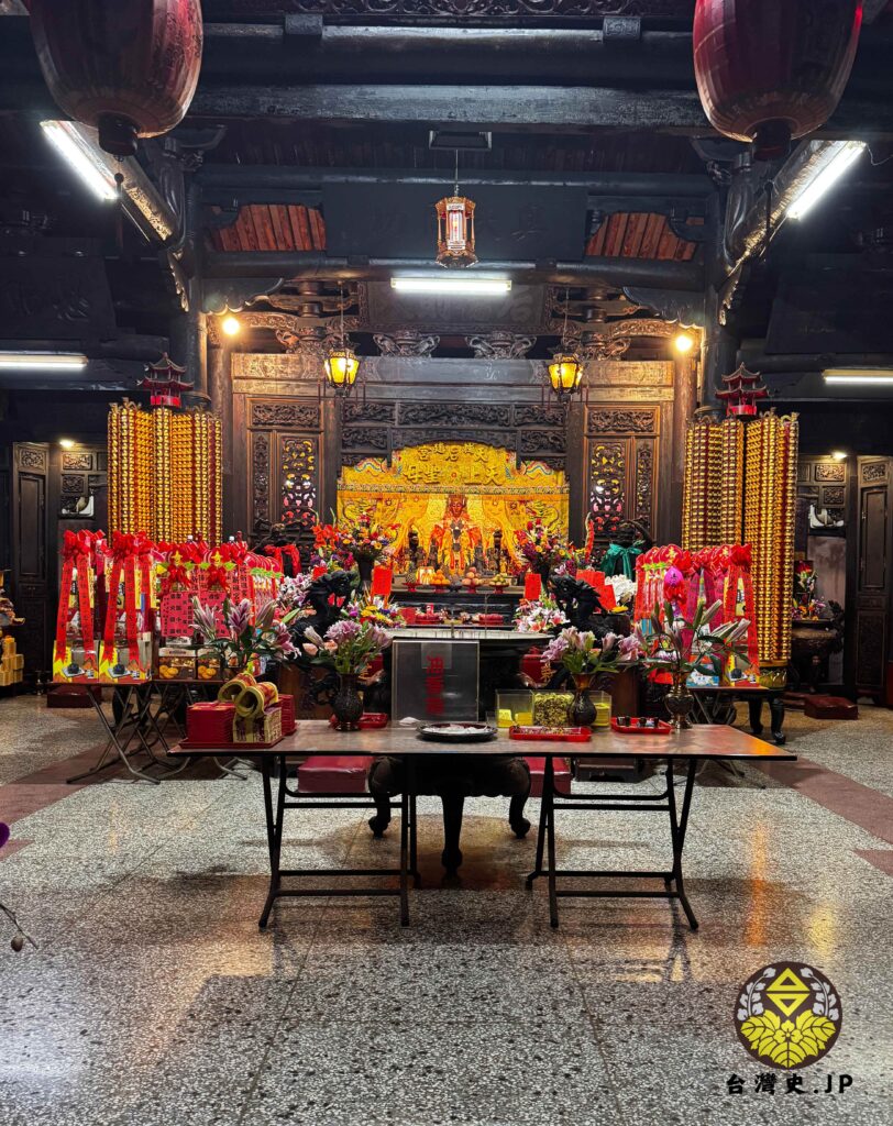 台湾中部鹿港のお廟